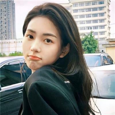 吮拇指的人