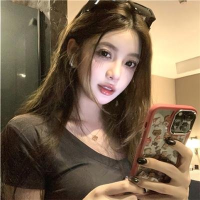 她和她的航天员